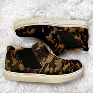 Women Coconuts by Matisse Cow Fur Army Print Harlan Fashion Sneakers Size 7.5